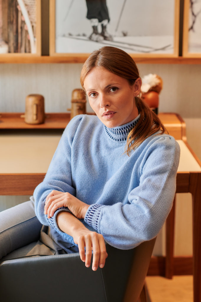 profil pull charlotte